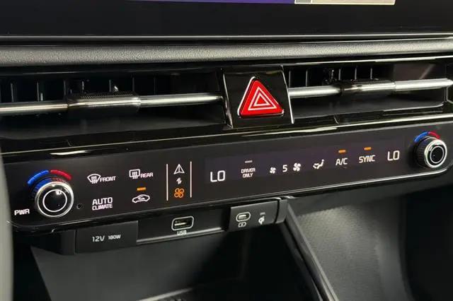 2026 Kia Niro EX