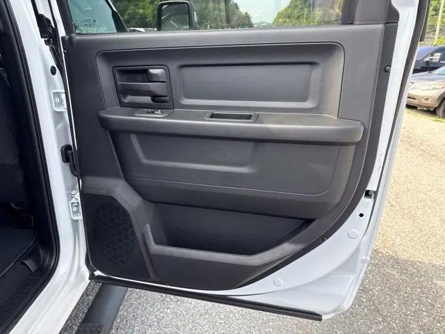 2026 Ram 2500 Black Express Crew Cab 4x4 64 Box