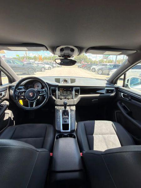 2015 Porsche Macan S