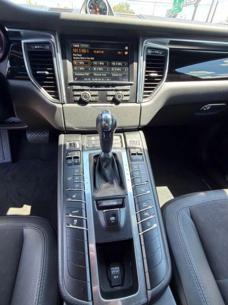 2015 Porsche Macan S