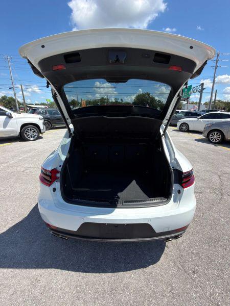 2015 Porsche Macan S