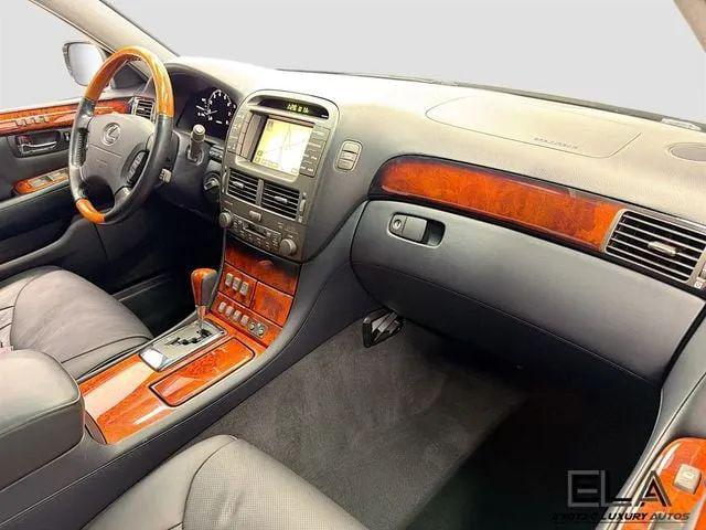 2004 Lexus LS 430 430