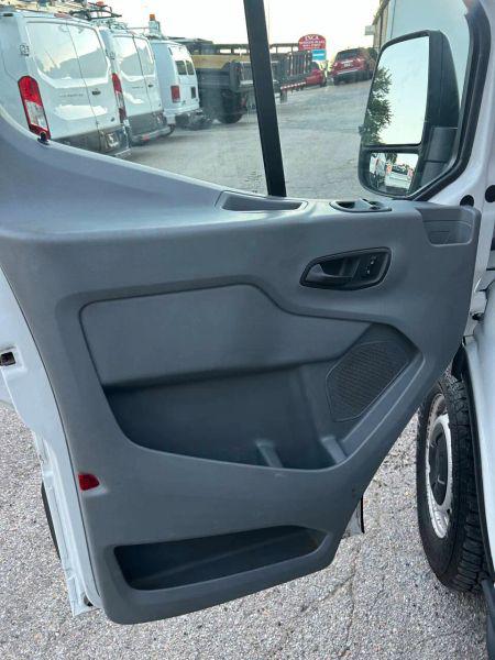 2016 Ford Transit w/60/40 Side Door w/RWB