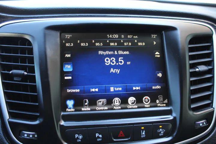 2016 Chrysler 200 C Platinum