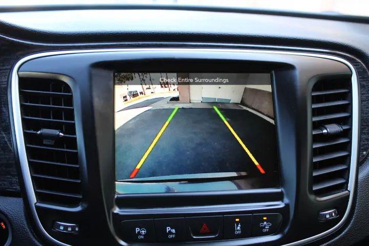 2016 Chrysler 200 C Platinum