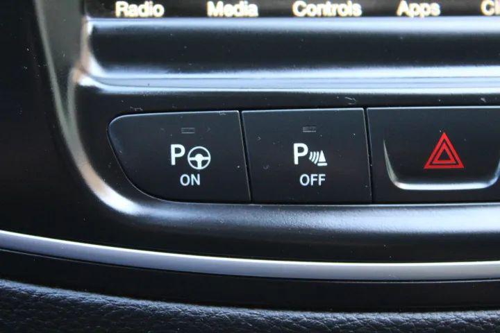 2016 Chrysler 200 C Platinum