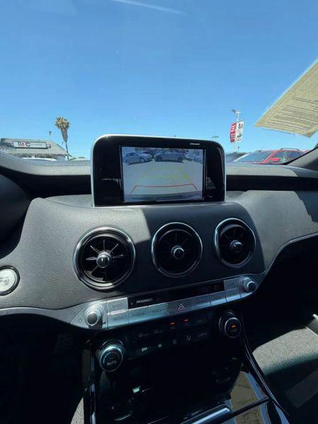 2021 Kia Stinger GT-Line