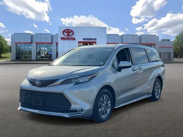 2023 Toyota Sienna XLE for sale in Riverhead, NY