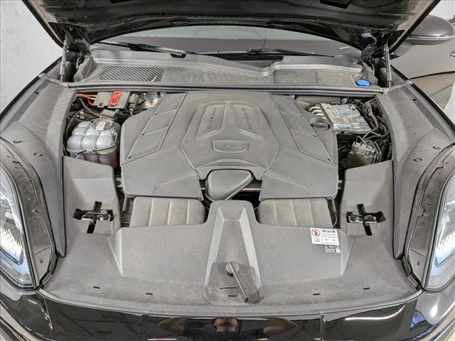 2024 Porsche Cayenne Coupe AWD