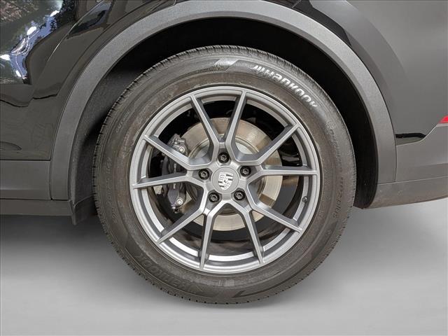 2024 Porsche Cayenne Coupe AWD