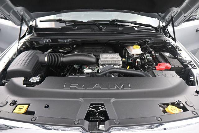 2026 Ram 1500 Lone Star Crew Cab 4x4 57 Box
