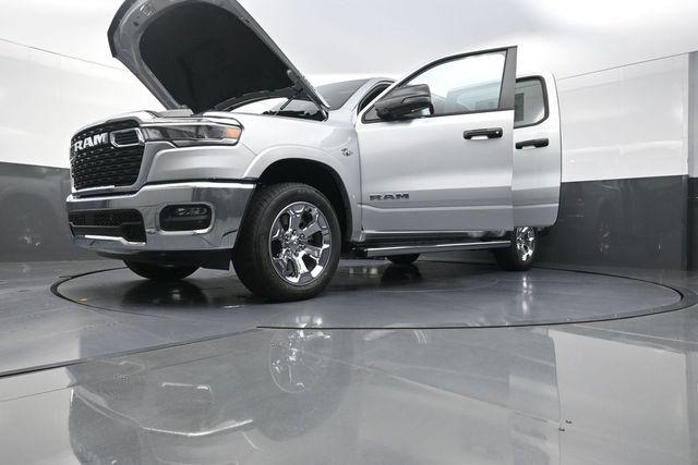 2026 Ram 1500 Lone Star Crew Cab 4x4 57 Box