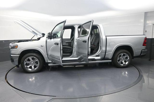 2026 Ram 1500 Lone Star Crew Cab 4x4 57 Box