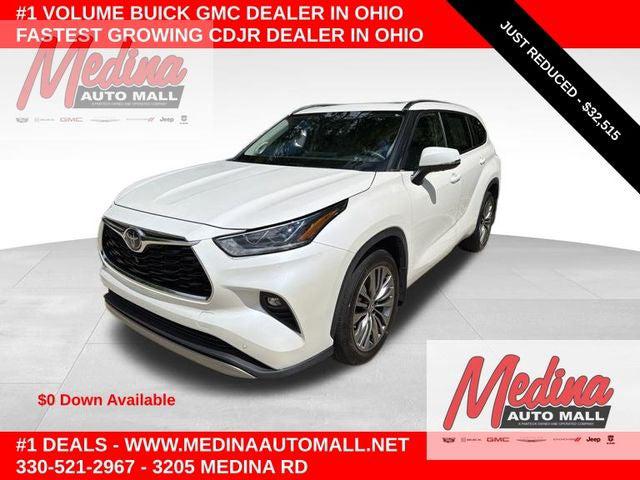 2020 Toyota Highlander Platinum for sale in Medina, OH