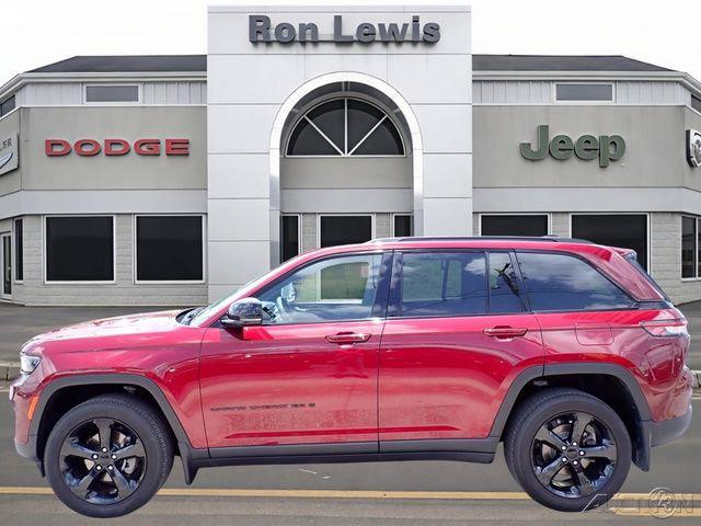 2023 Jeep Grand Cherokee Altitude 4x4 2023 Jeep Grand Cherokee Altitude 4x4