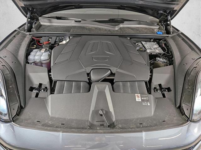 2026 Porsche Cayenne AWD