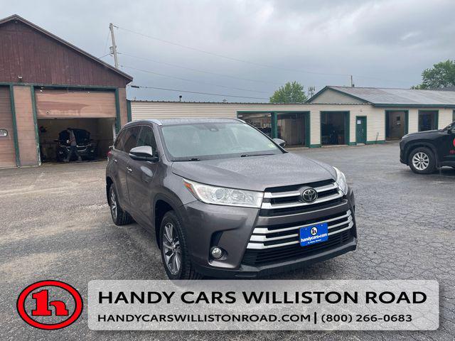 2017 Toyota Highlander XLE for sale in Saint Albans, VT