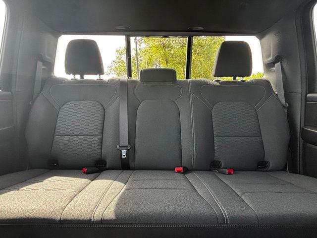 2026 Ram 1500 Express Crew Cab 4x4 57 Box
