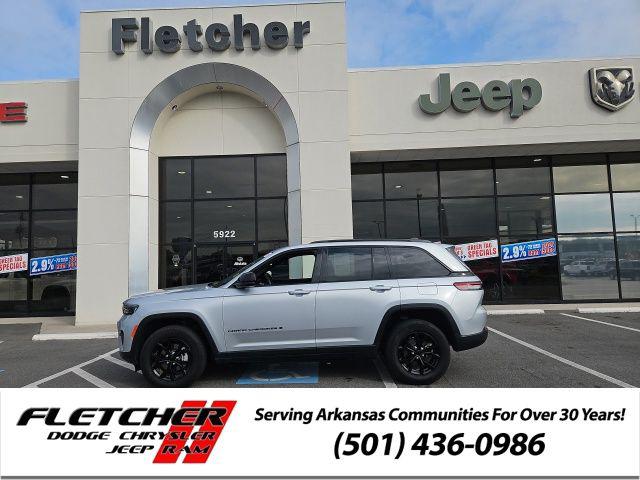 2024 Jeep Grand Cherokee Altitude 4x2 for sale in Sherwood, AR
