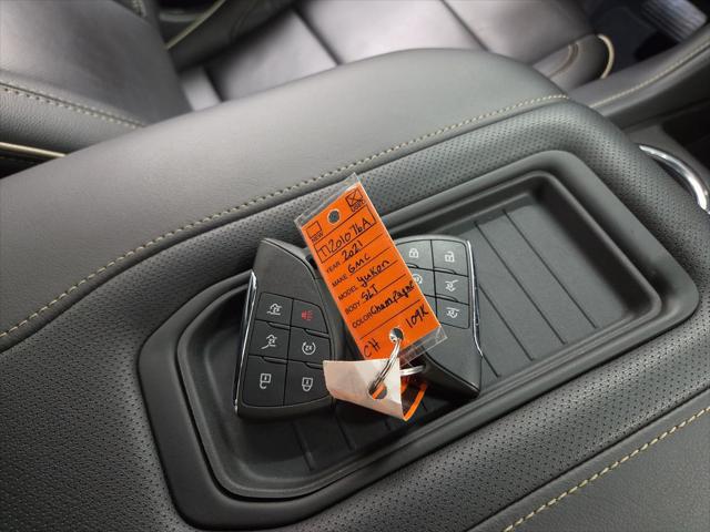 2021 GMC Yukon 4WD SLT