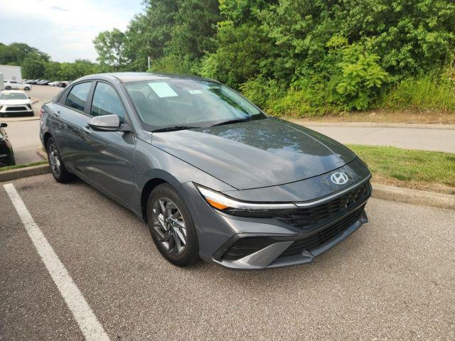 2024 Hyundai Elantra Hybrid Blue for sale in ALEXANDRIA, KY