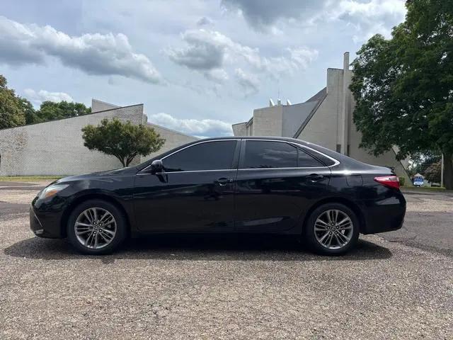 2017 Toyota Camry SE for sale in Canton, OH