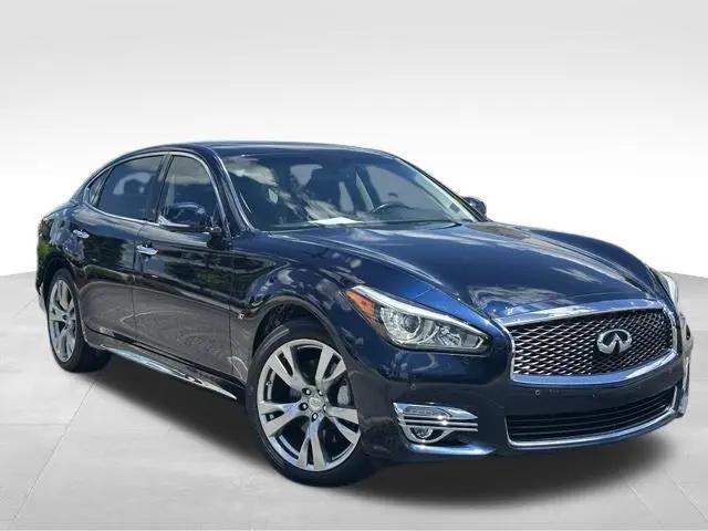 2018 INFINITI Q70L 3.7X LUXE for sale in Greenwood, IN