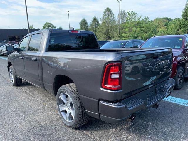 2026 RAM 1500 RAM 1500 EXPRESS CREW CAB 4X4 64 BOX