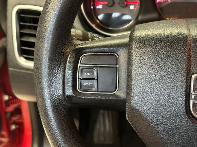 2012 Dodge Avenger SE