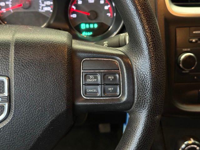 2012 Dodge Avenger SE