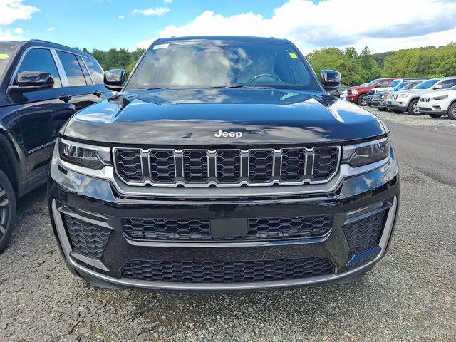 2027 Jeep Grand Cherokee GRAND CHEROKEE LIMITED 4X4