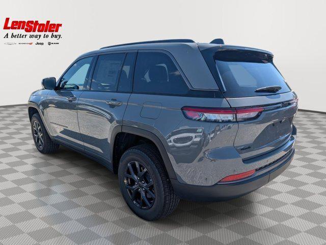 2027 Jeep Grand Cherokee Laredo Altitude