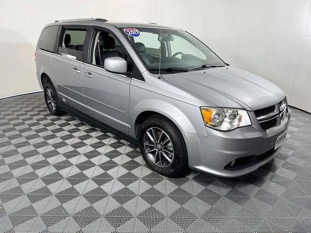 2017 Dodge Grand Caravan SXT for sale in Cocoa, FL