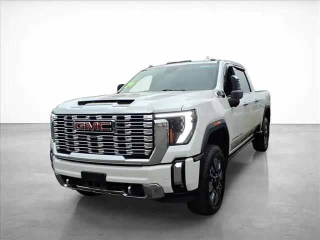 2024 GMC Sierra 2500HD 4WD Crew Cab Standard Bed Denali for sale in Smithtown, NY