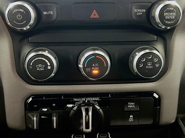 2022 Ram 1500 Big Horn Quad Cab 4x4 64 Box