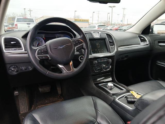 2015 Chrysler 300 Limited