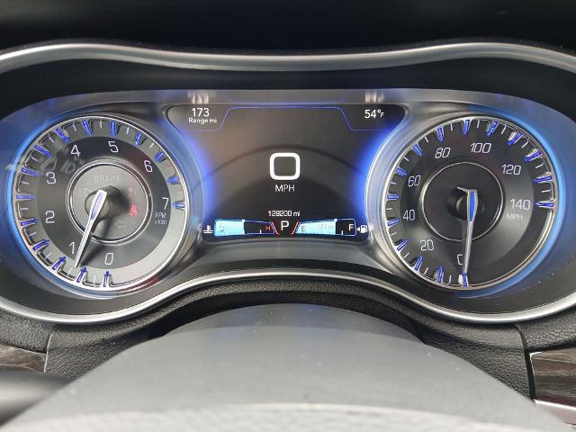 2015 Chrysler 300 Limited