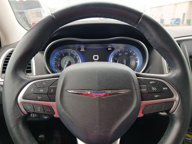 2015 Chrysler 300 Limited
