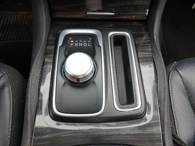 2015 Chrysler 300 Limited