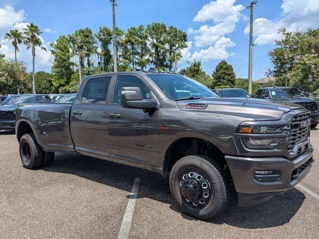 2026 RAM 3500 RAM 3500 BIG HORN CREW CAB 4X4 8 BOX
