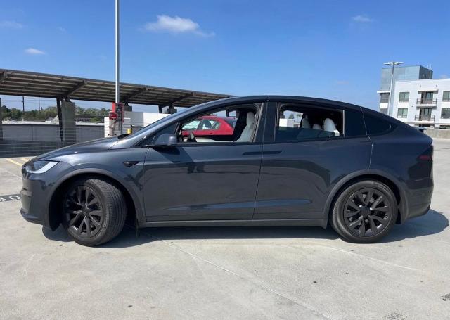 2024 Tesla Model X Long Range