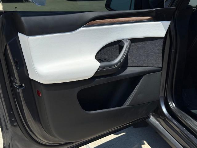 2024 Tesla Model X Long Range