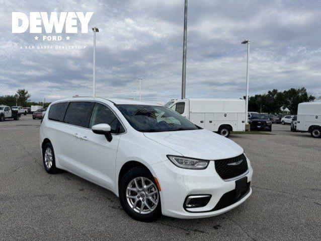 2023 Chrysler Pacifica Touring L for sale in Ankeny, IA