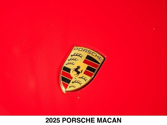2025 Porsche Macan T