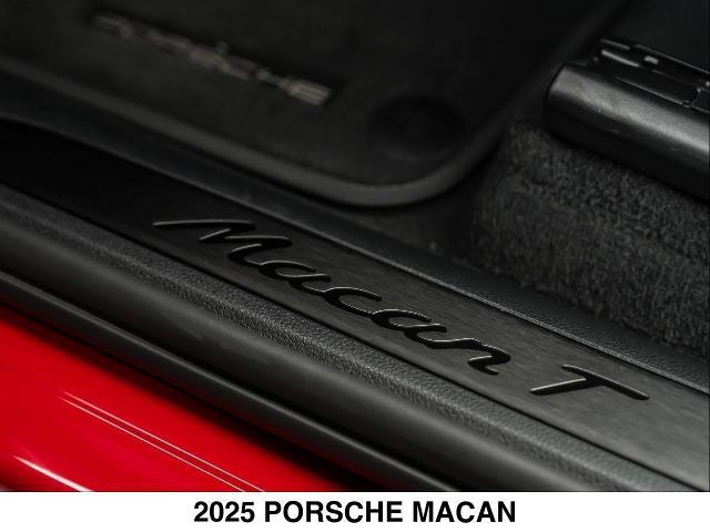 2025 Porsche Macan T