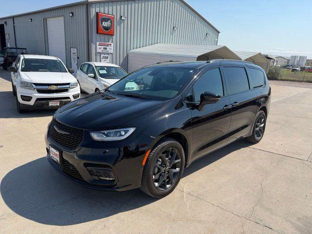 2024 Chrysler Pacifica Touring L AWD for sale in Chadron, NE