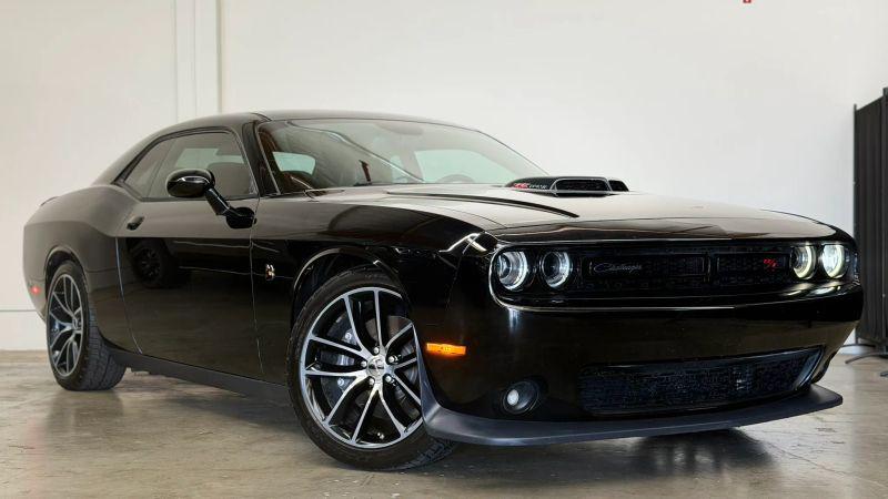 2016 Dodge Challenger 392 Hemi Scat Pack Shaker for sale in Brea, CA