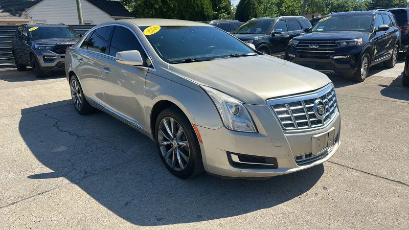 2014 Cadillac XTS Standard