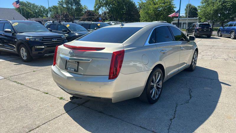 2014 Cadillac XTS Standard