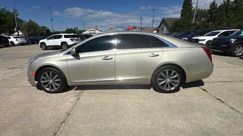 2014 Cadillac XTS Standard